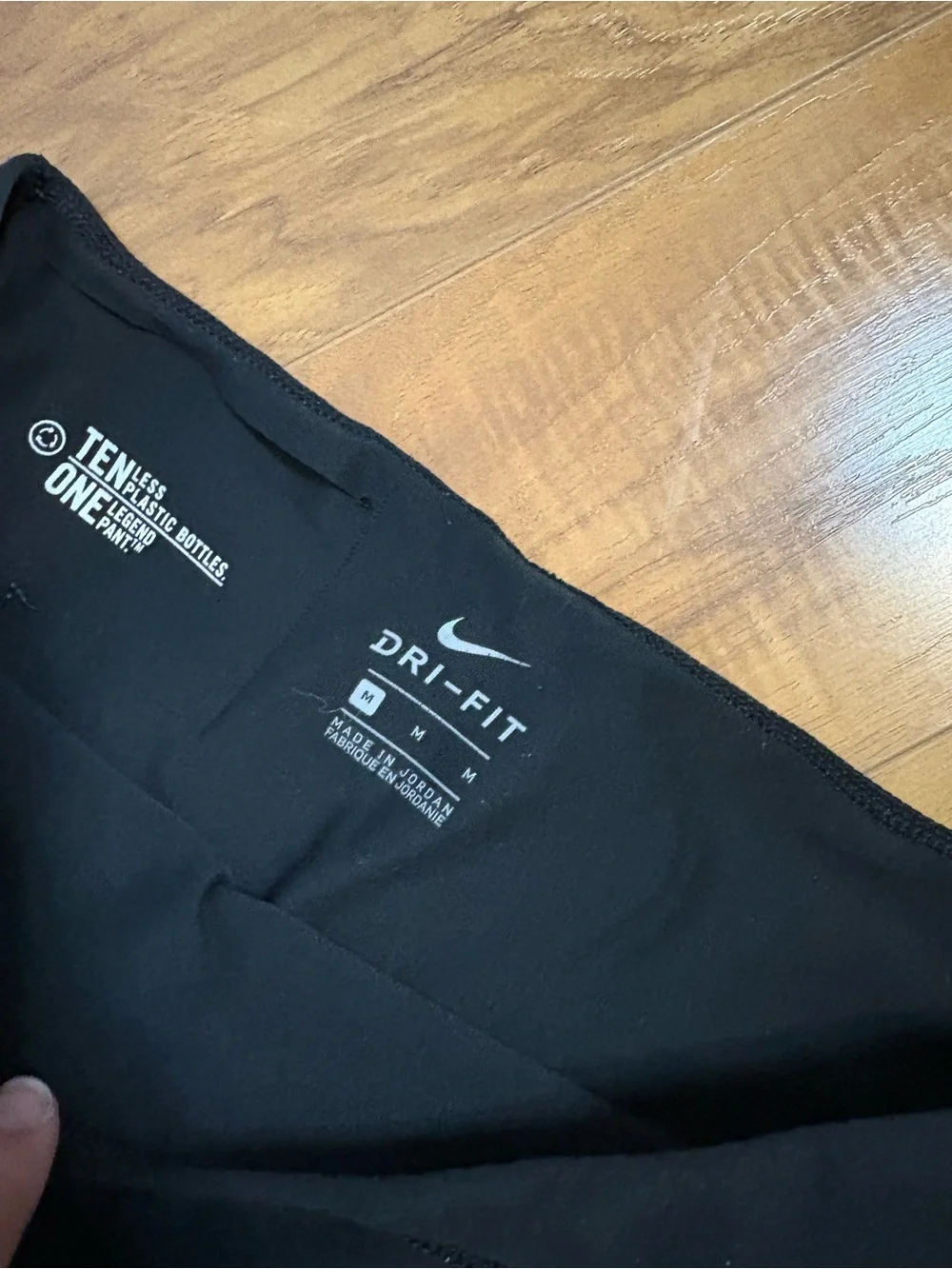 Nike Dri-FIT Black Cropped Athletic Leggings Women’s Medium yoga workout gym fit